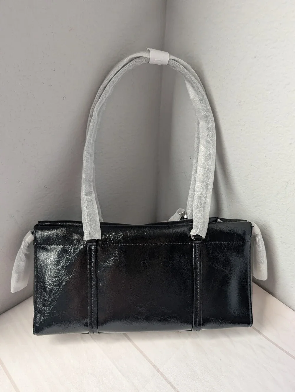 NWT Michael Kors Matilda Small Cinched Shoulder Bag In Black